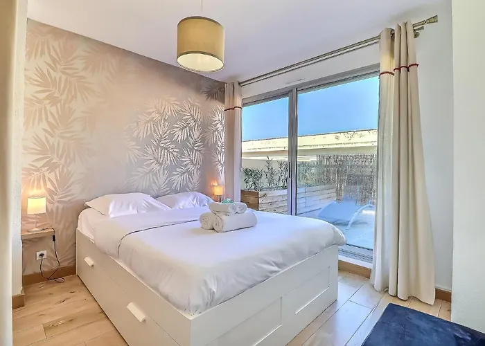 Le Cocon D'emie - Clim - Parking * نيم